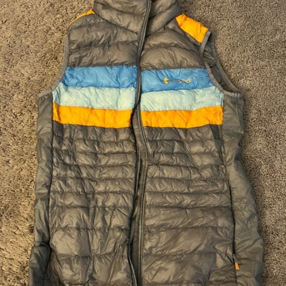 Cotopaxi Puffer Vest